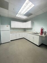 3675 Crestwood Pkwy NW, Duluth, GA for lease Interior Photo- Image 2 of 4