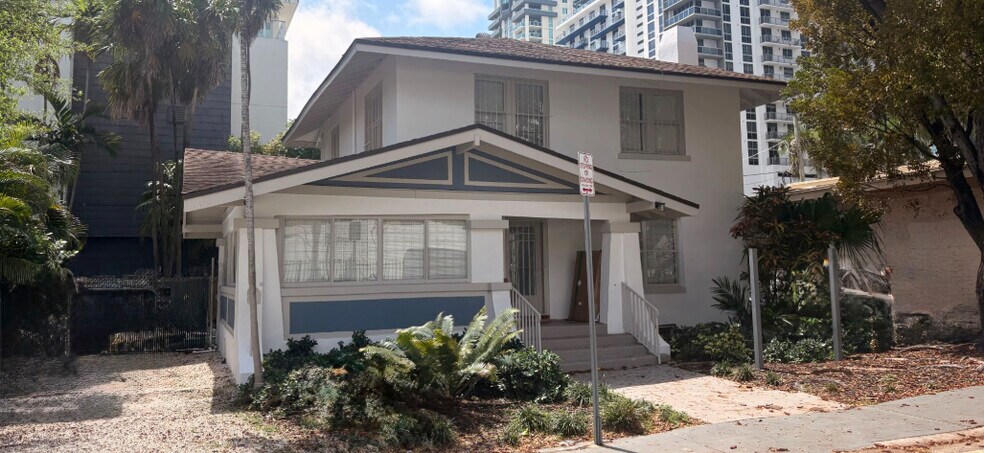 314 NE 26th Ter, Miami, FL à vendre - Photo du bâtiment - Image 2 de 10