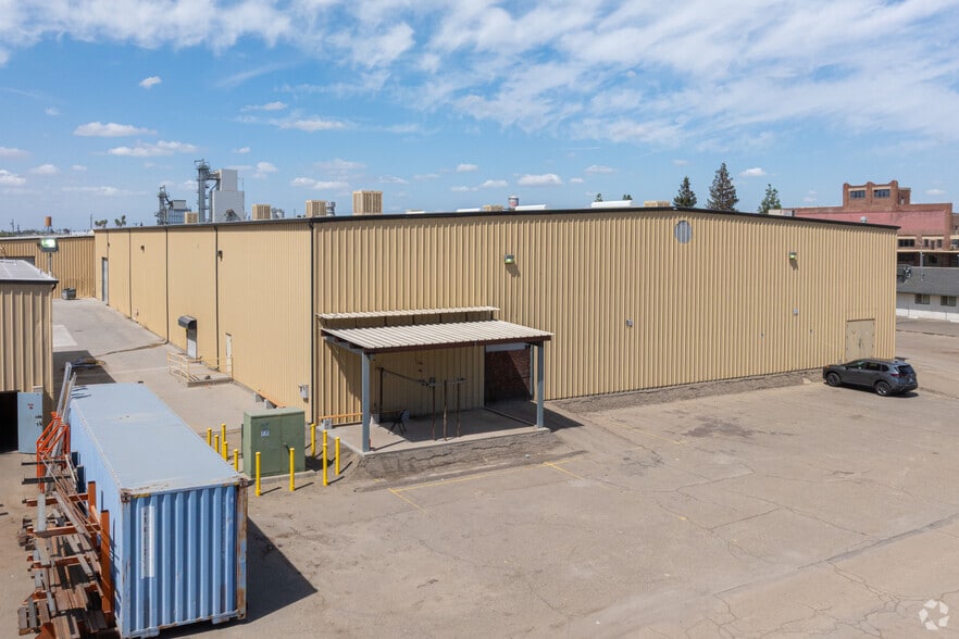 1775 Park St, Selma, CA for sale - Primary Photo - Image 1 of 3