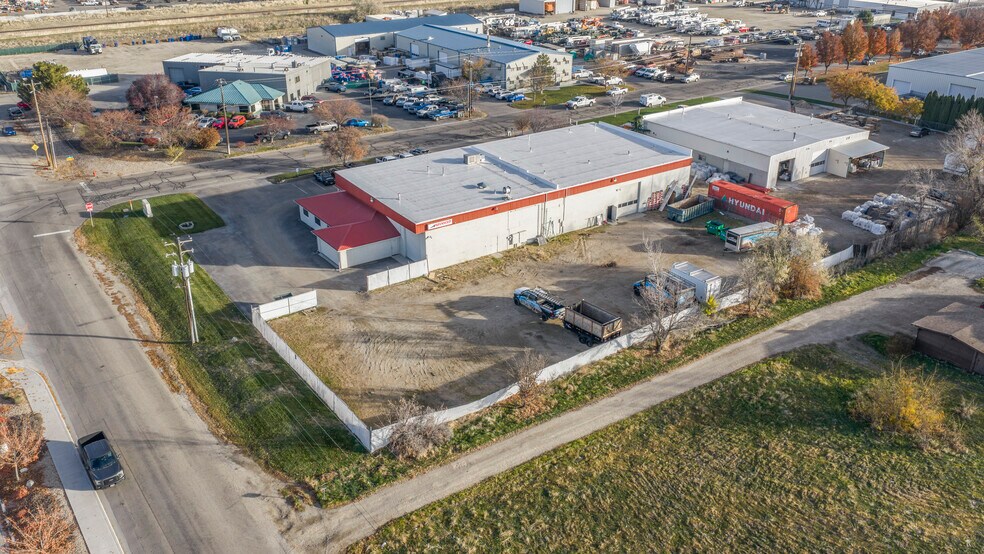 1855 E Lanark St, Meridian, ID à louer - Photo du bâtiment - Image 3 de 4