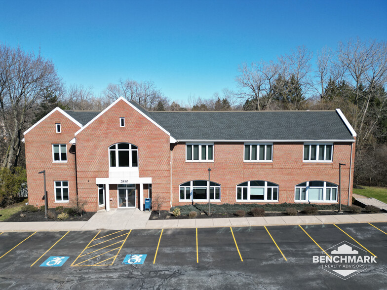 2850 Clover St, Pittsford, NY for lease - Building Photo - Image 2 of 19