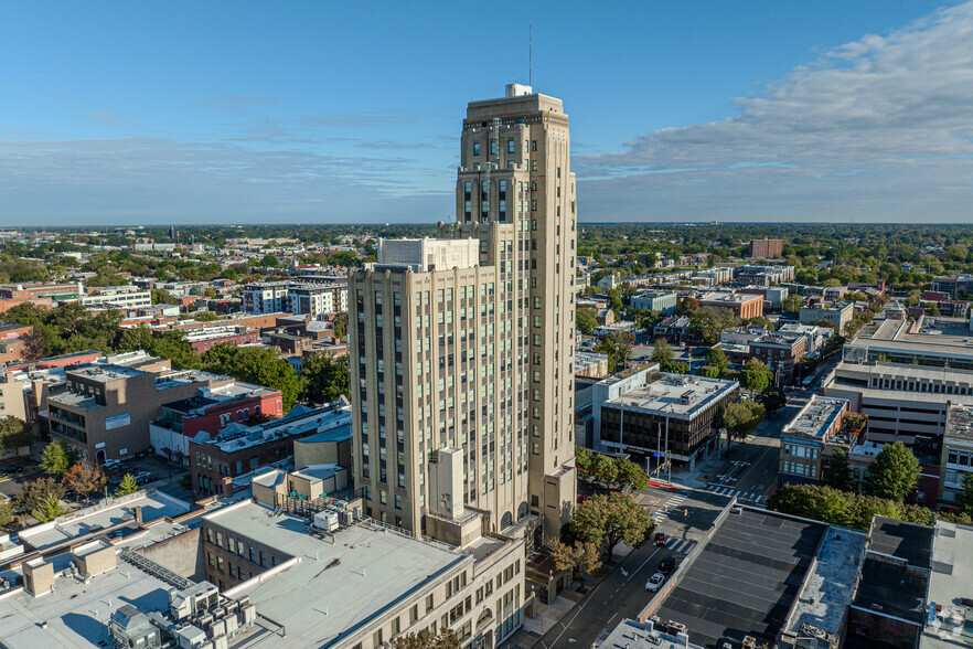 219 E Broad St, Richmond, VA for lease - Building Photo - Image 2 of 20