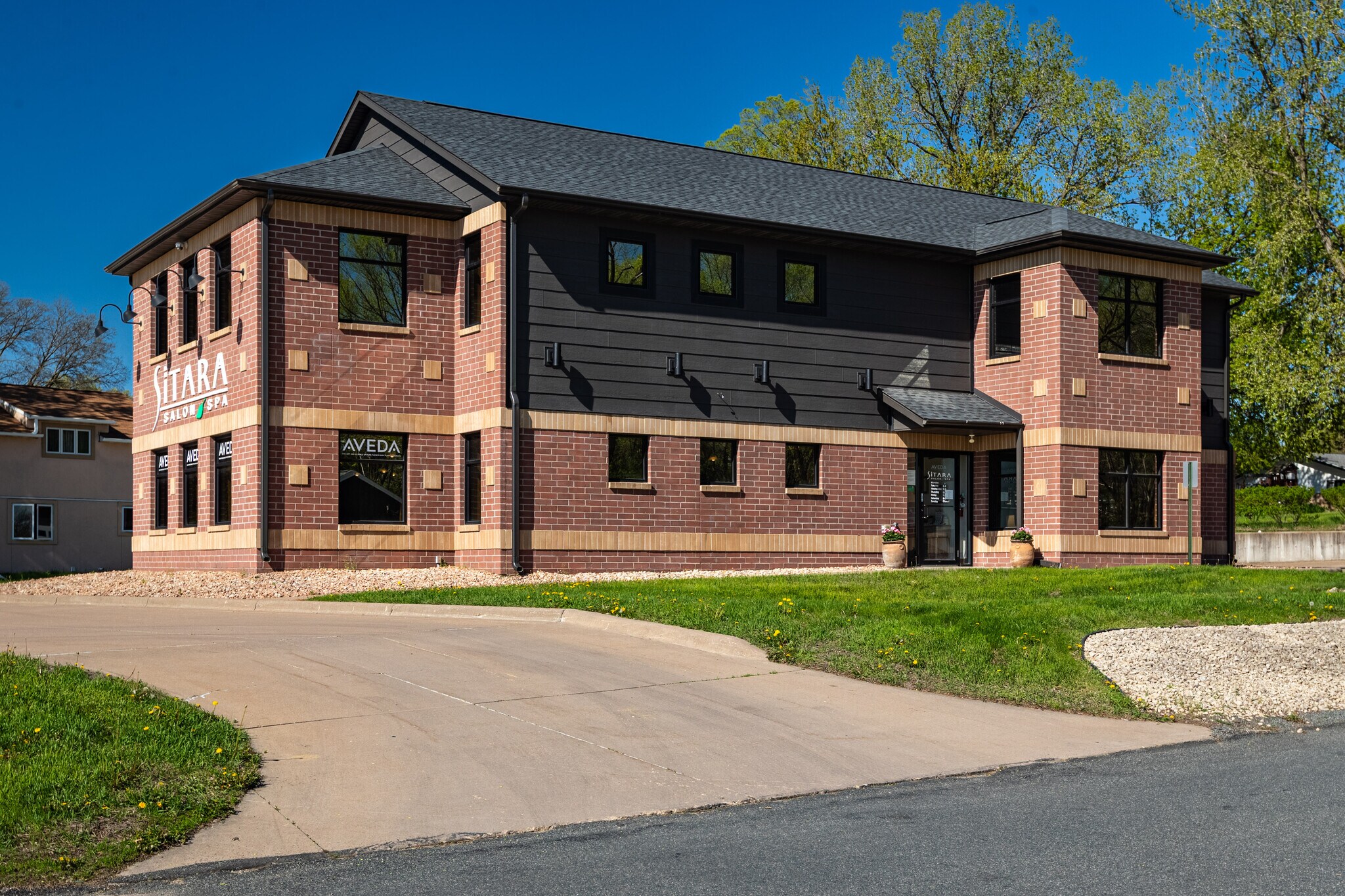 W6822 Hilltop Dr, Onalaska, WI for sale Building Photo- Image 1 of 17