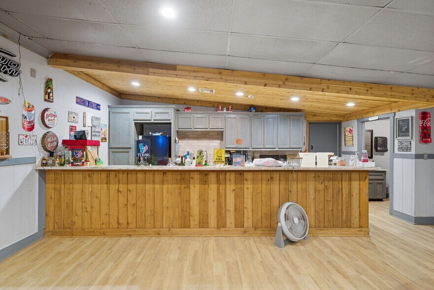 12828 FM 1960, Huffman, TX à vendre - Photo intérieure - Image 2 de 9