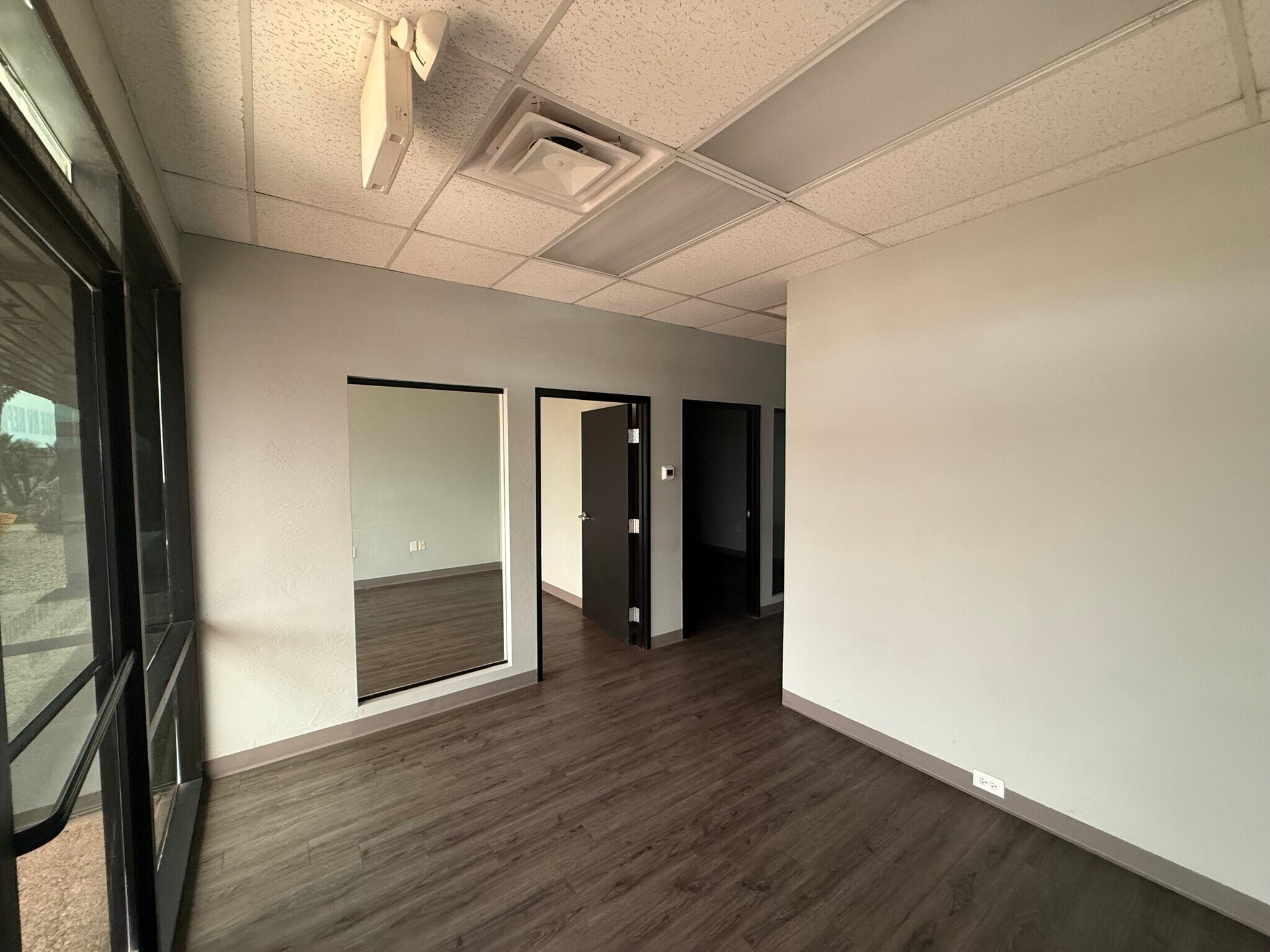 3673 S Bullard Ave, Goodyear, AZ for lease Interior Photo- Image 1 of 2