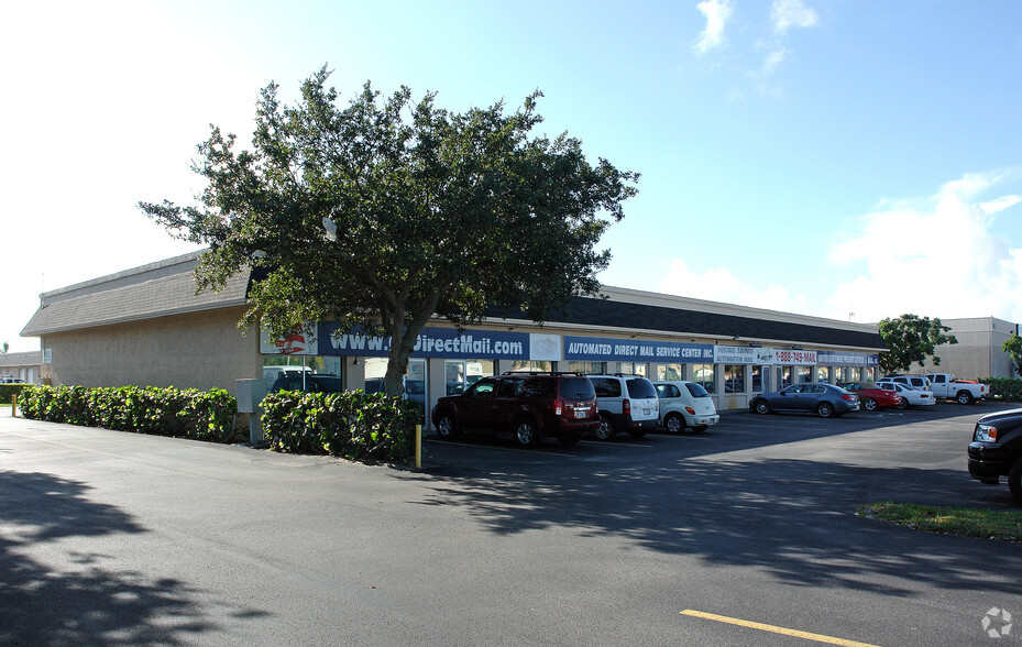 3866 Prospect Ave, West Palm Beach, FL for lease - Building Photo - Image 2 of 5