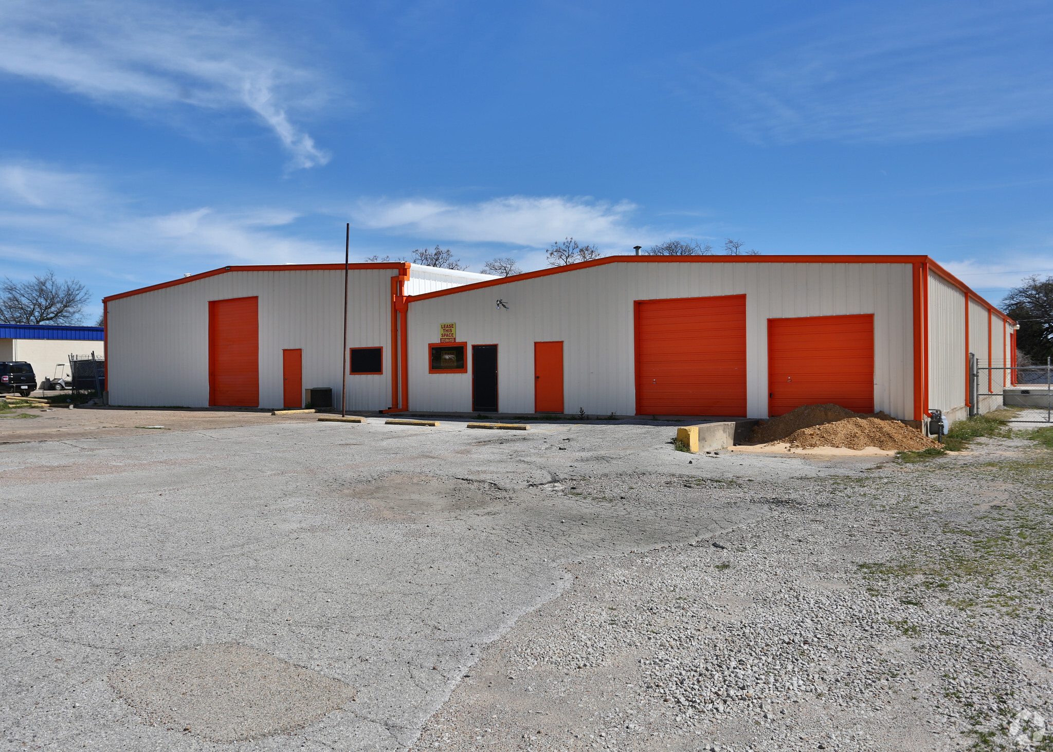 440 N Broadway St, Joshua, TX for lease Primary Photo- Image 1 of 22