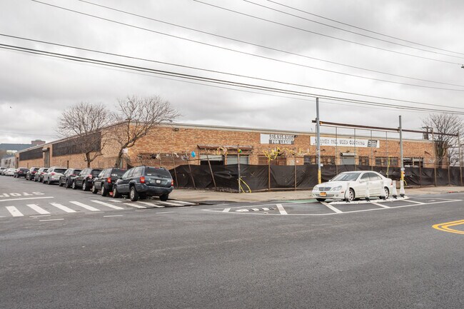 Plus de détails pour 625 Wortman Ave, Brooklyn, NY - Industriel à louer