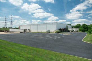 More details for 27200 Tinkers Ct, Glenwillow, OH - Industrial for Lease