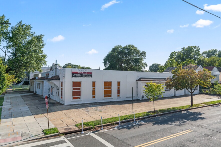 3516 18th St NE, Washington, DC à vendre - Photo du bâtiment - Image 2 de 57