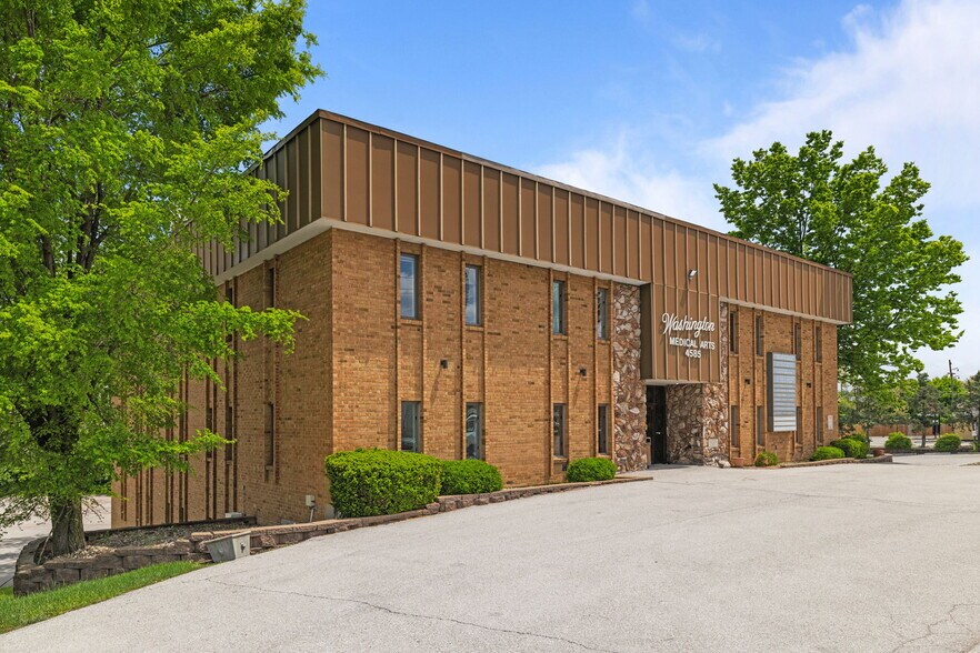 4585 Washington St, Florissant, MO à louer - Photo du bâtiment - Image 2 de 14