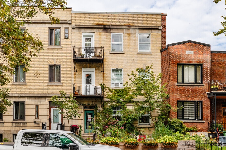 2321 Av De Hampton, Montréal, QC for sale - Building Photo - Image 3 of 3