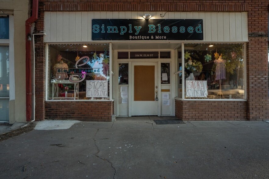 104 W Elm St, Hillsboro, TX for lease - Building Photo - Image 3 of 26