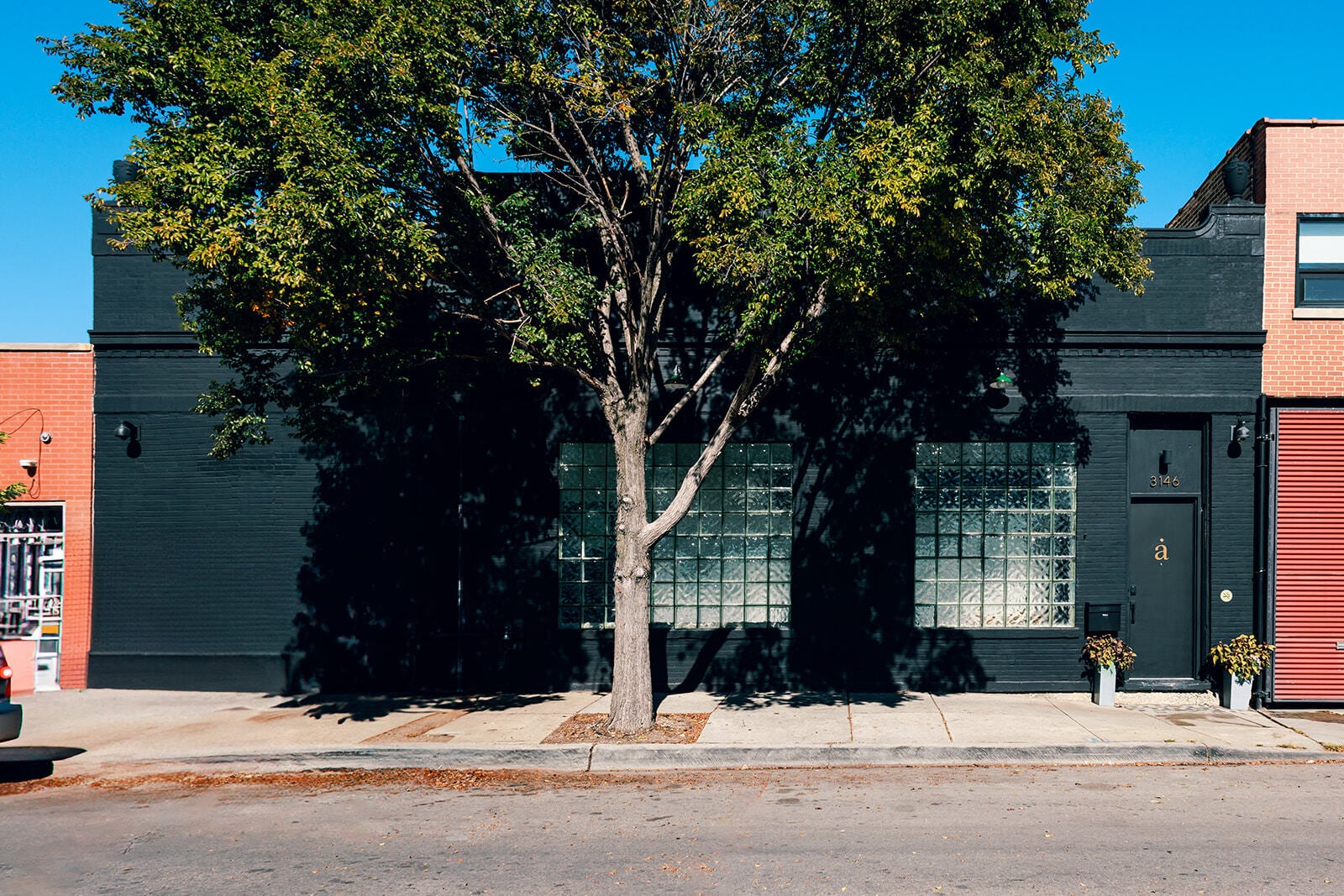 3146 W Chicago Ave, Chicago, IL for sale Primary Photo- Image 1 of 43