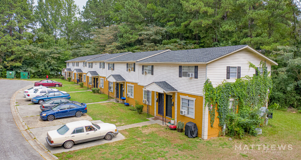 4053 Log Cabin Dr, Macon-Bibb, GA à vendre - Photo du bâtiment - Image 1 de 1