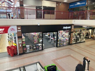 Plus de détails pour Market Hall St, Cannock - Commerce de détail à louer