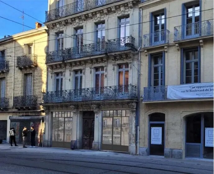 Retail in Montpellier for lease Building Photo- Image 1 of 3