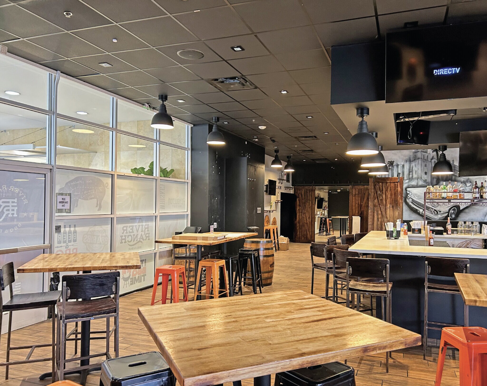 3750 University Ave, Riverside, CA à louer Photo intérieure- Image 1 de 6