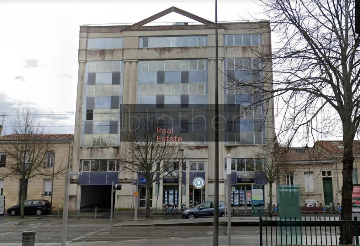 Office in Bordeaux for lease Building Photo- Image 1 of 9