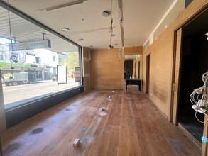 30-32 Hall St, Bondi Beach for lease Interior Photo- Image 2 of 2