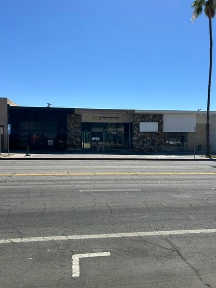 1050-1068 N Palm Canyon Dr, Palm Springs, CA for lease - Building Photo - Image 2 of 14