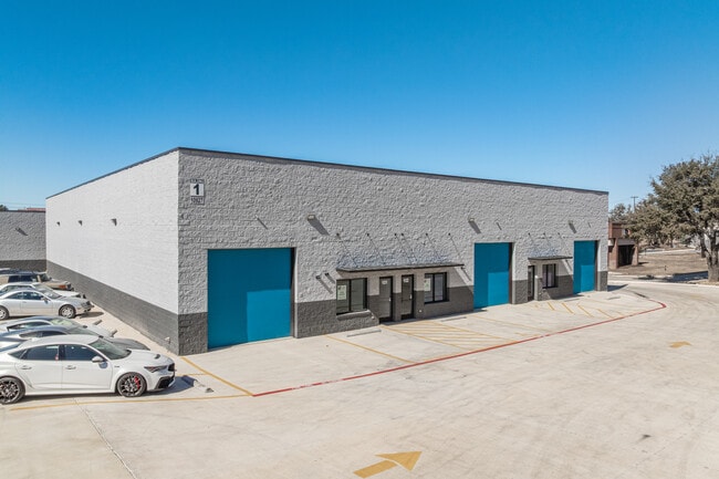 More details for 10927 Fredericksburg Rd, San Antonio, TX - Flex for Lease