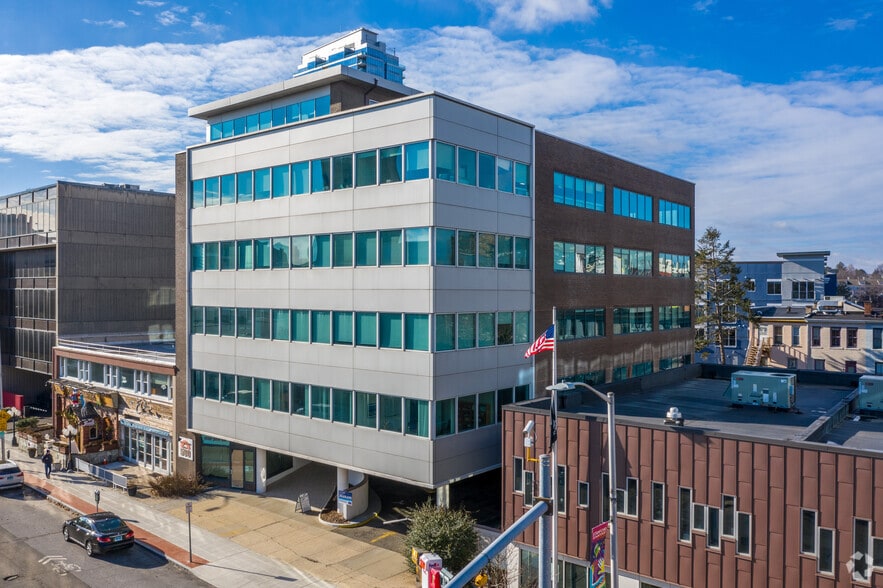 500 Summer St, Stamford, CT for lease - Building Photo - Image 2 of 4