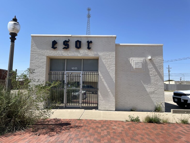 1610 Buddy Holly Ave, Lubbock, TX for lease - Building Photo - Image 1 of 18