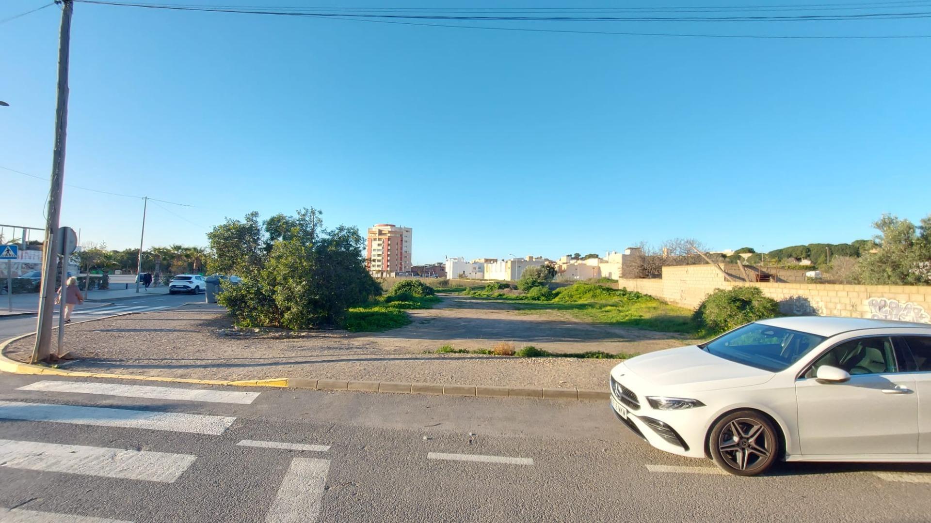 Land in Almería, Almería for sale Primary Photo- Image 1 of 11