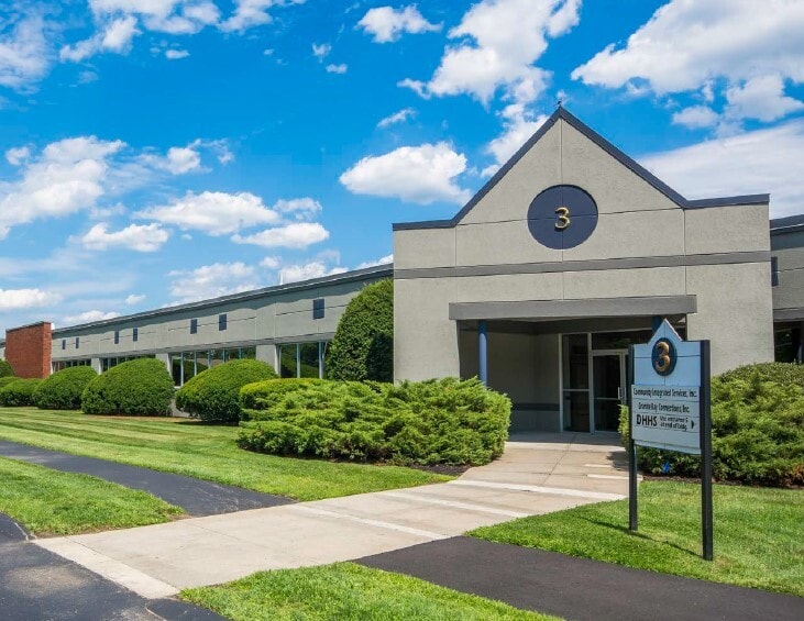 1050 Perimeter Rd, Manchester, NH for lease - Building Photo - Image 1 of 1