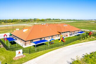 Plus de détails pour 1155 SE Kettlestone Blvd, Waukee, IA - Commerce de détail à vendre