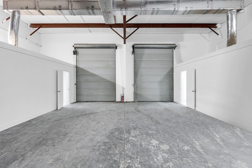 3435 Enterprise Ave, Naples, FL for sale - Interior Photo - Image 3 of 15