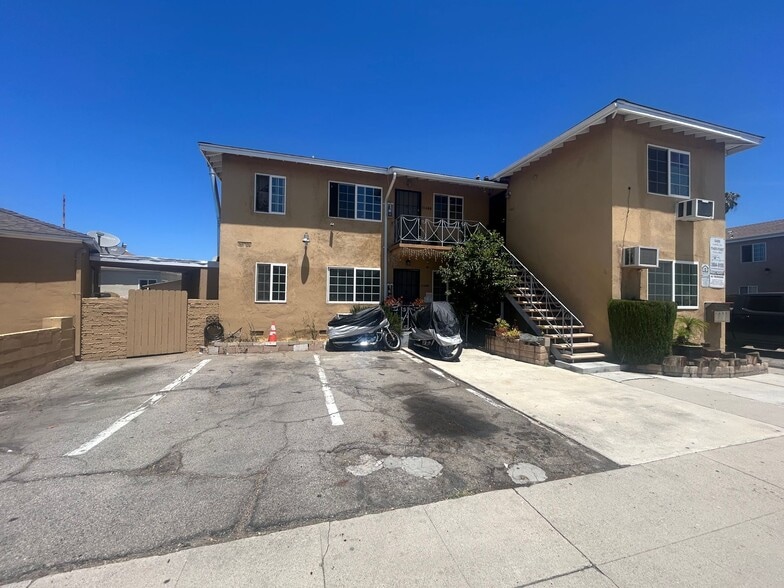 6400 Camellia Ave, North Hollywood, CA for sale - Building Photo - Image 2 of 19