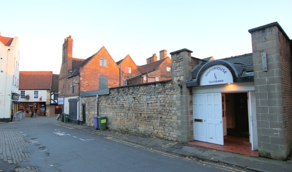 St. Martins Ln, Lincoln à louer - Photo du bâtiment - Image 1 de 1