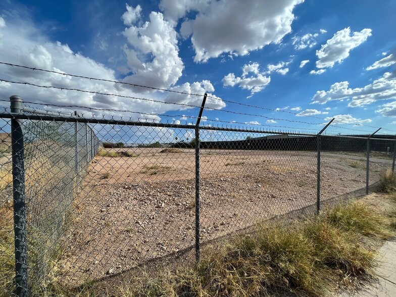 3200 44th St, Tucson, AZ à louer - Photo du b timent - Image 3 de 3