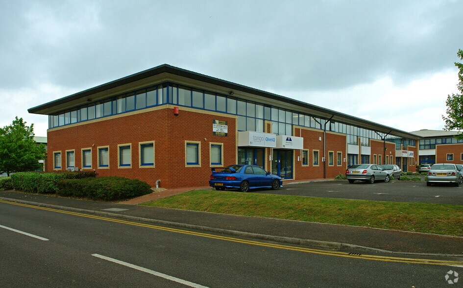 Majors Rd, Swindon à vendre - Photo du bâtiment - Image 2 de 7