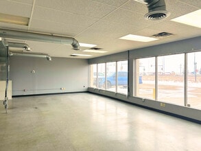 2002 8th St, Nisku, AB à louer Photo intérieure- Image 1 de 11