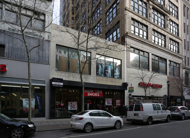 Plus de détails pour 1217 Chestnut St, Philadelphia, PA - Commerce de détail à louer