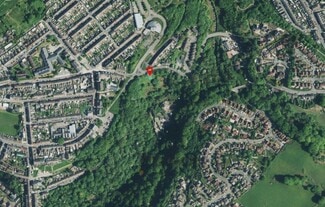 Plus de détails pour 17 Railway Ter, Treharris - Terrain à vendre