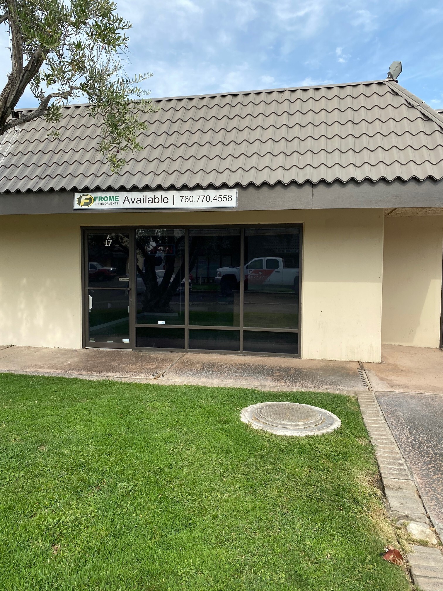 68733 Perez Rd, Cathedral City, CA for lease Building Photo- Image 1 of 5