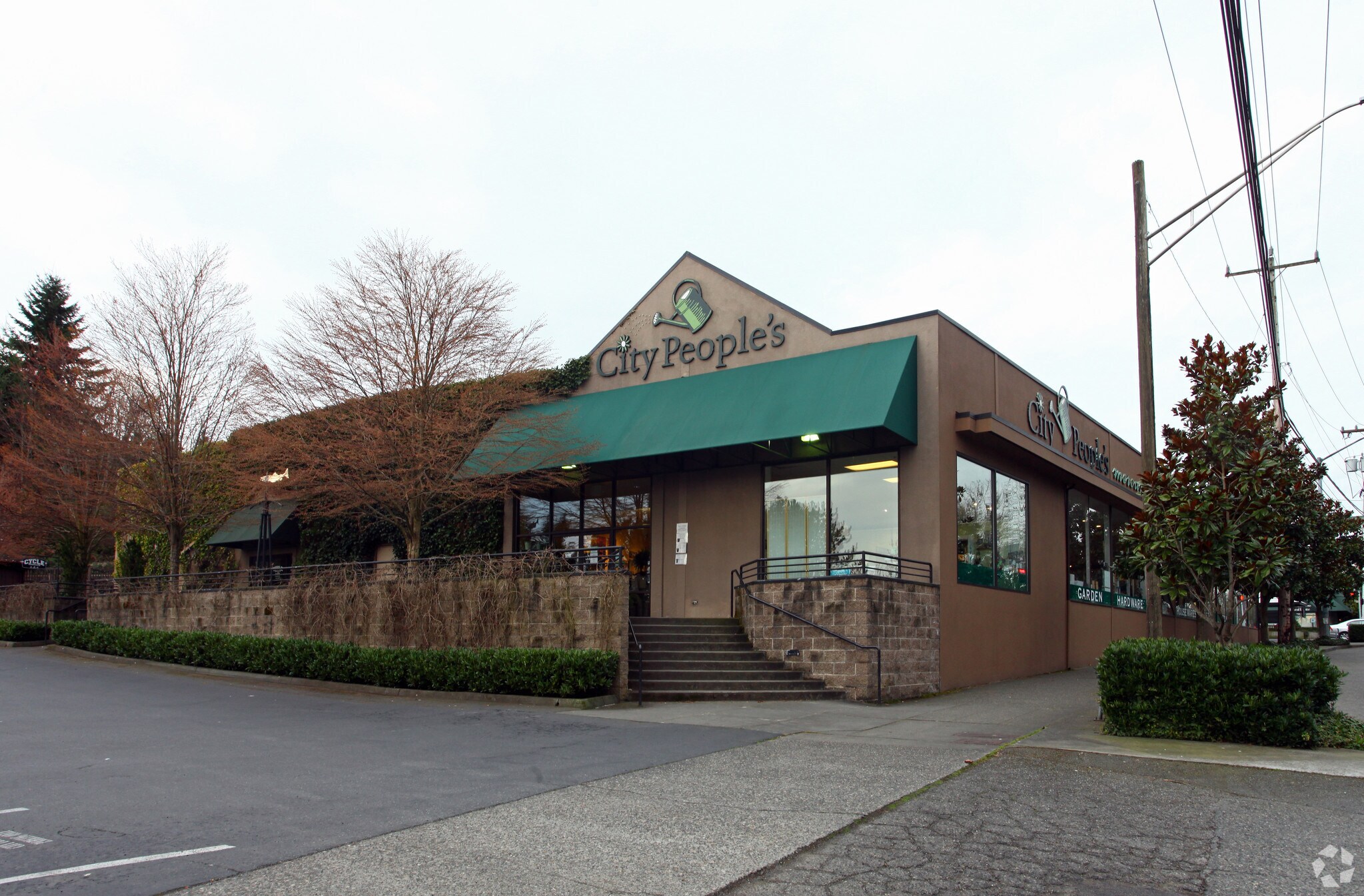 5440 Sand Point Way NE, Seattle, WA for lease Primary Photo- Image 1 of 4