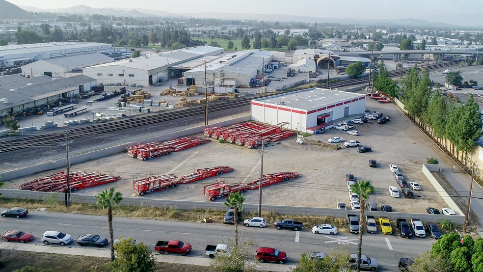 1492 Palmyrita Ave, Riverside, CA for lease - Aerial - Image 3 of 4