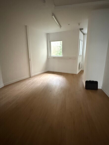 60 Rue Claude Bernard, Paris à louer - Photo du bâtiment - Image 3 de 5