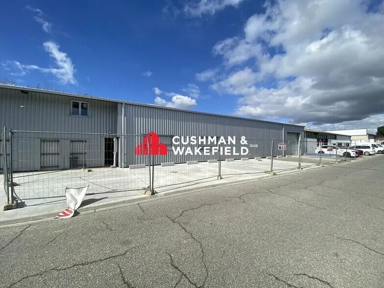 Office in Portet-sur-Garonne for lease - Building Photo - Image 1 of 9