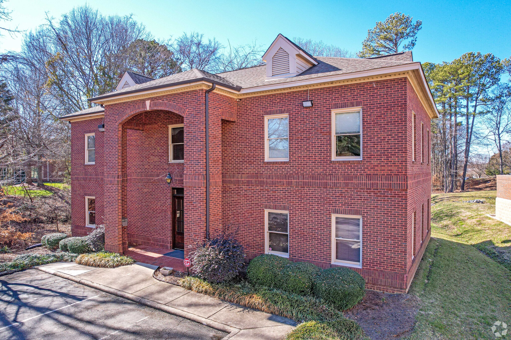 6416 Carmel Rd, Charlotte, NC for lease Primary Photo- Image 1 of 8