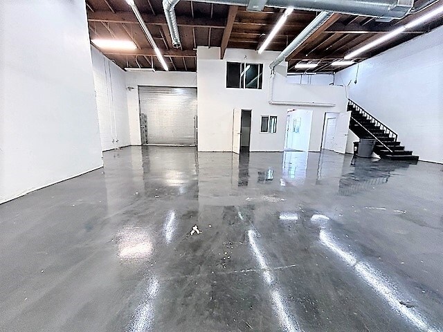 900-932 S San Pedro St, Los Angeles, CA à louer - Photo du bâtiment - Image 3 de 6