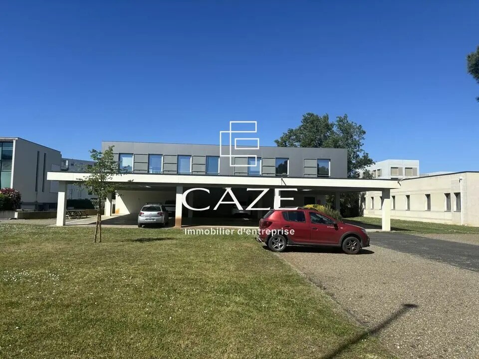 Office in Bruges for sale Building Photo- Image 1 of 11