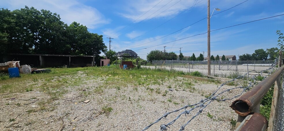800 Forest Avenue, Kansas City, MO for sale - Building Photo - Image 3 of 12