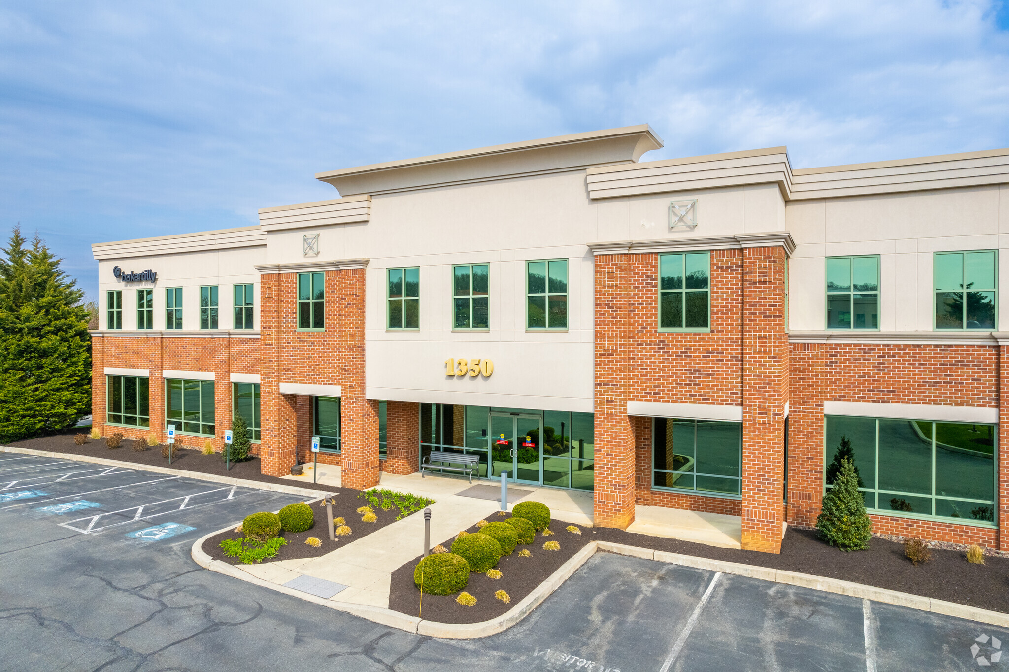 1350 Broadcasting Rd, Wyomissing, PA for lease Primary Photo- Image 1 of 63