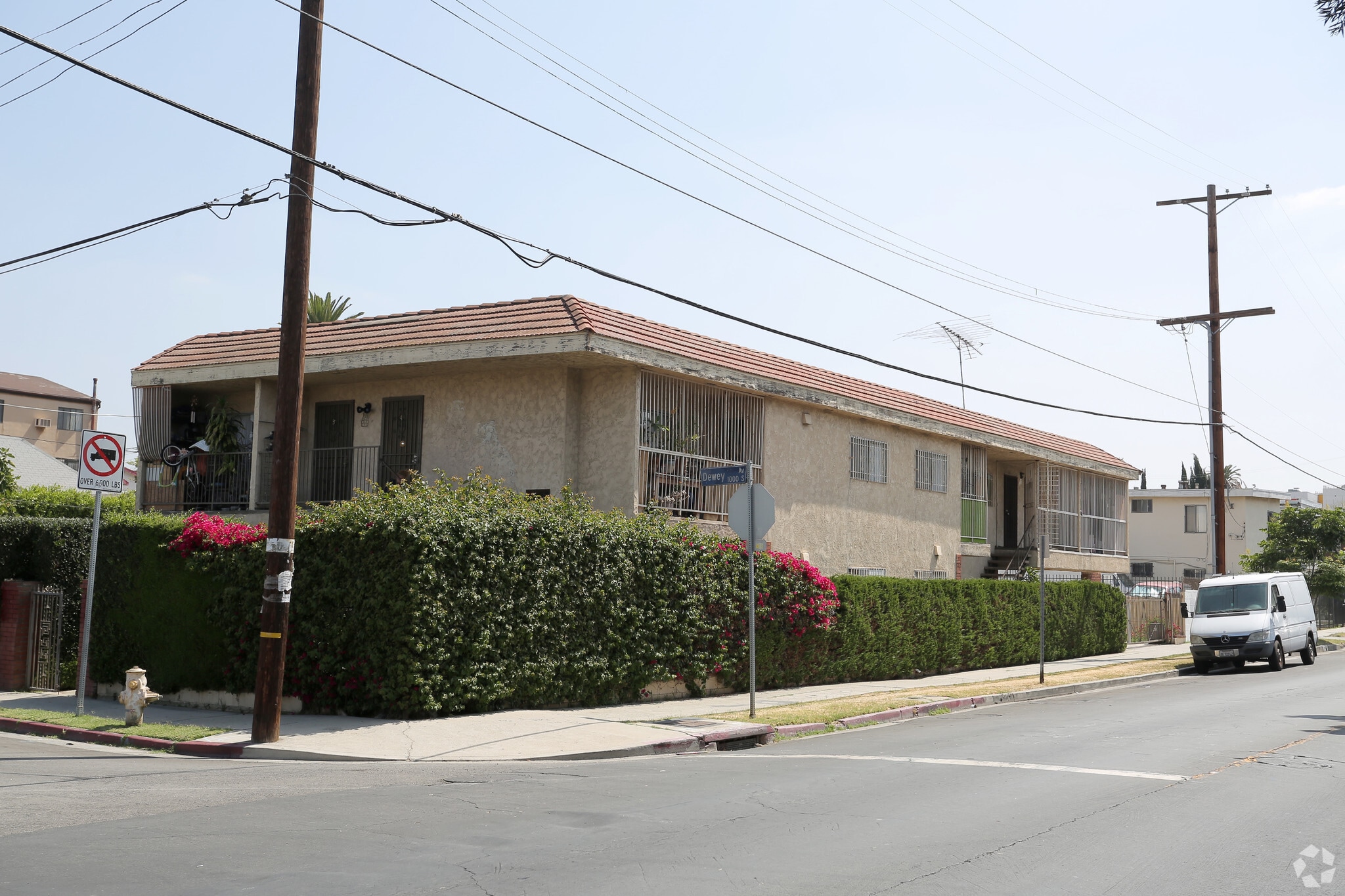 1056 Dewey Ave, Los Angeles, CA à vendre Photo principale- Image 1 de 13